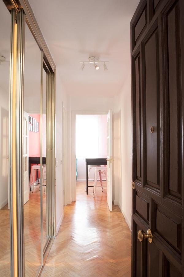 マドリードGran Via Central Lovely Private Apt In The Heart Of Chuecaアパートメント エクステリア 写真