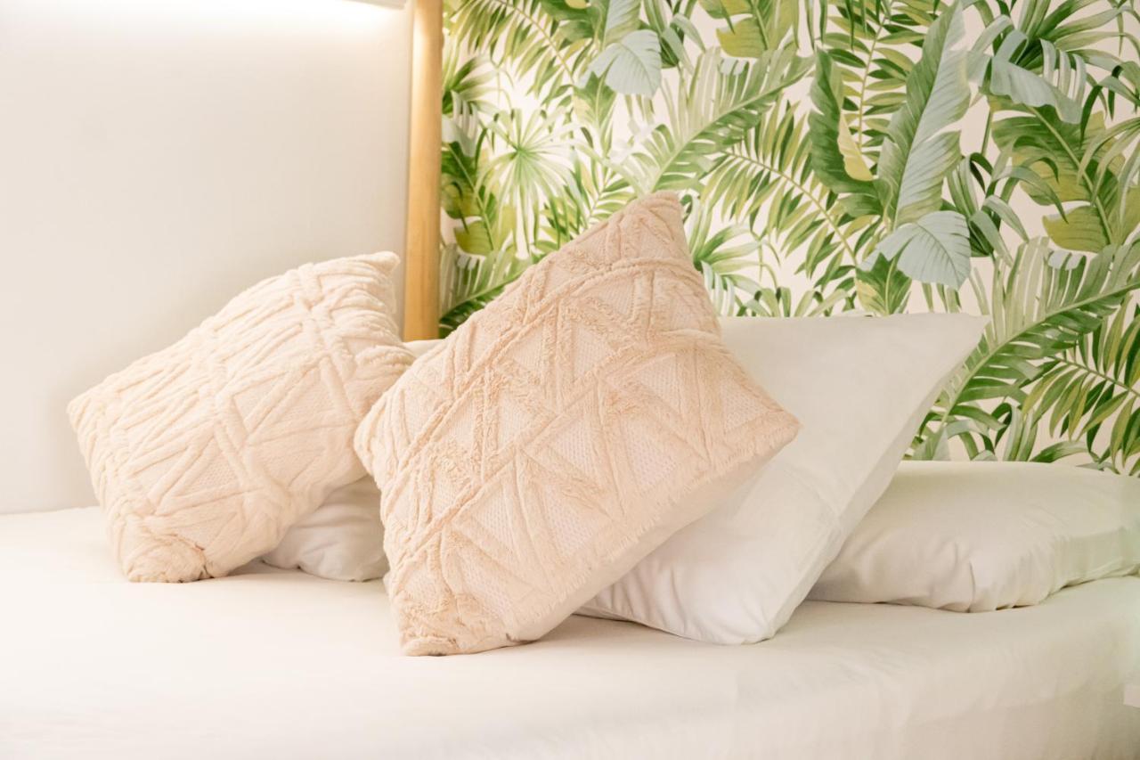 マドリードGran Via Central Lovely Private Apt In The Heart Of Chuecaアパートメント エクステリア 写真
