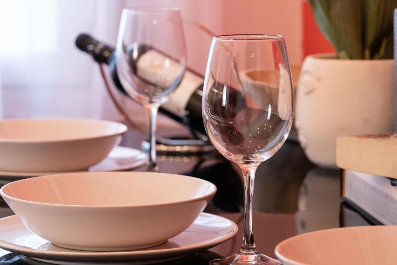 マドリードGran Via Central Lovely Private Apt In The Heart Of Chuecaアパートメント エクステリア 写真