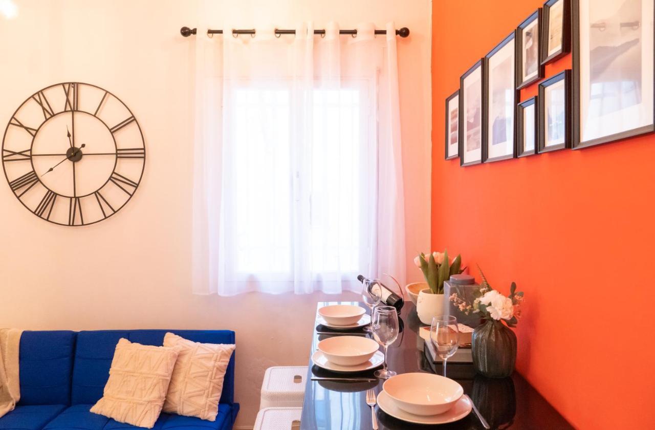 マドリードGran Via Central Lovely Private Apt In The Heart Of Chuecaアパートメント エクステリア 写真