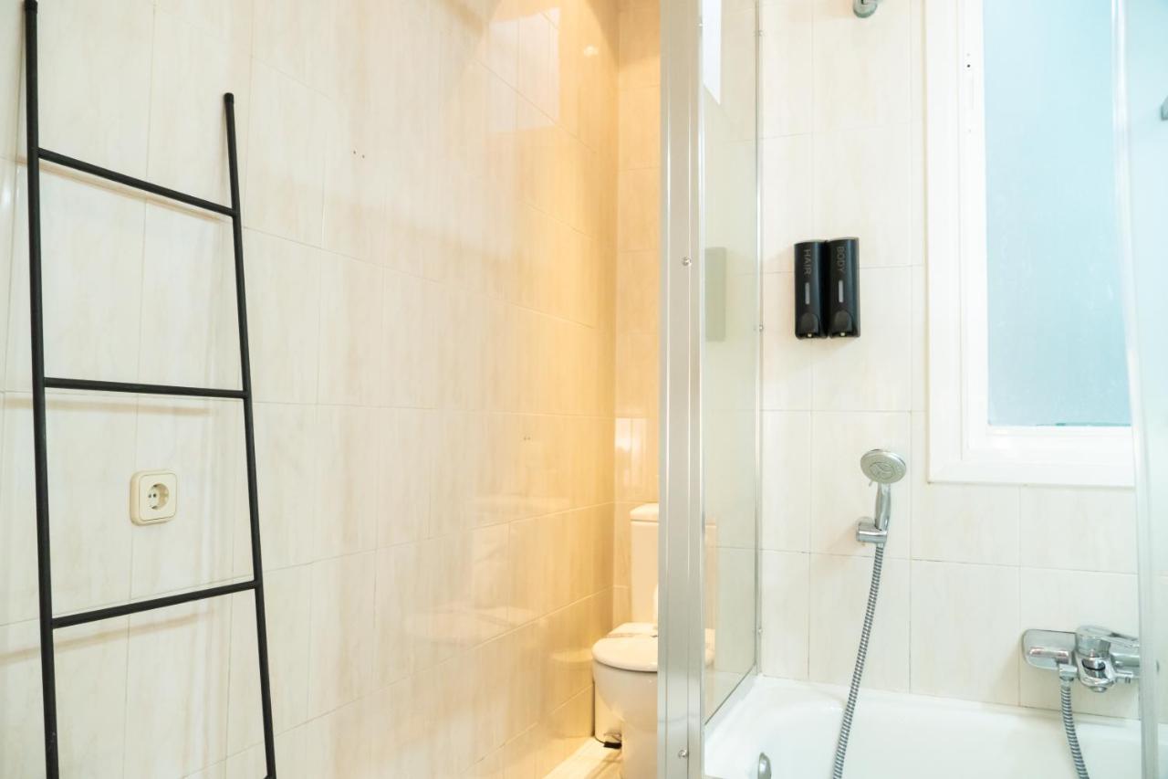 マドリードGran Via Central Lovely Private Apt In The Heart Of Chuecaアパートメント エクステリア 写真