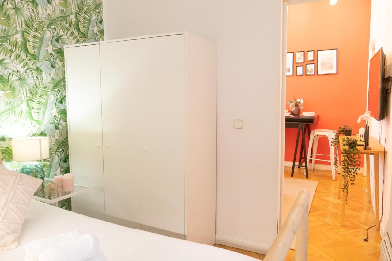 マドリードGran Via Central Lovely Private Apt In The Heart Of Chuecaアパートメント エクステリア 写真