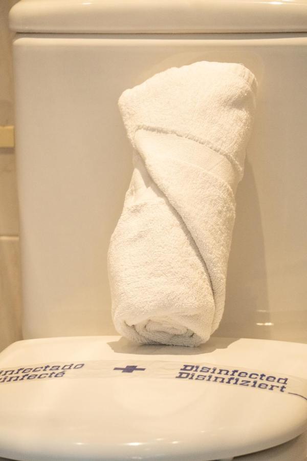 マドリードGran Via Central Lovely Private Apt In The Heart Of Chuecaアパートメント エクステリア 写真